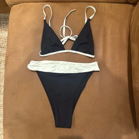 Monday Swimwear Bikini Set Black & Cream Size Small - Picture 1 of 7